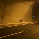 太阳能道钉