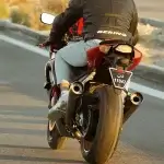 摩托车