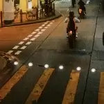 玻璃道钉